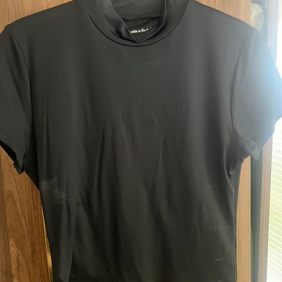 Abercrombie Short-Sleeve Sleek Seamless Fabric Mockneck Top - Picture 1 of 2